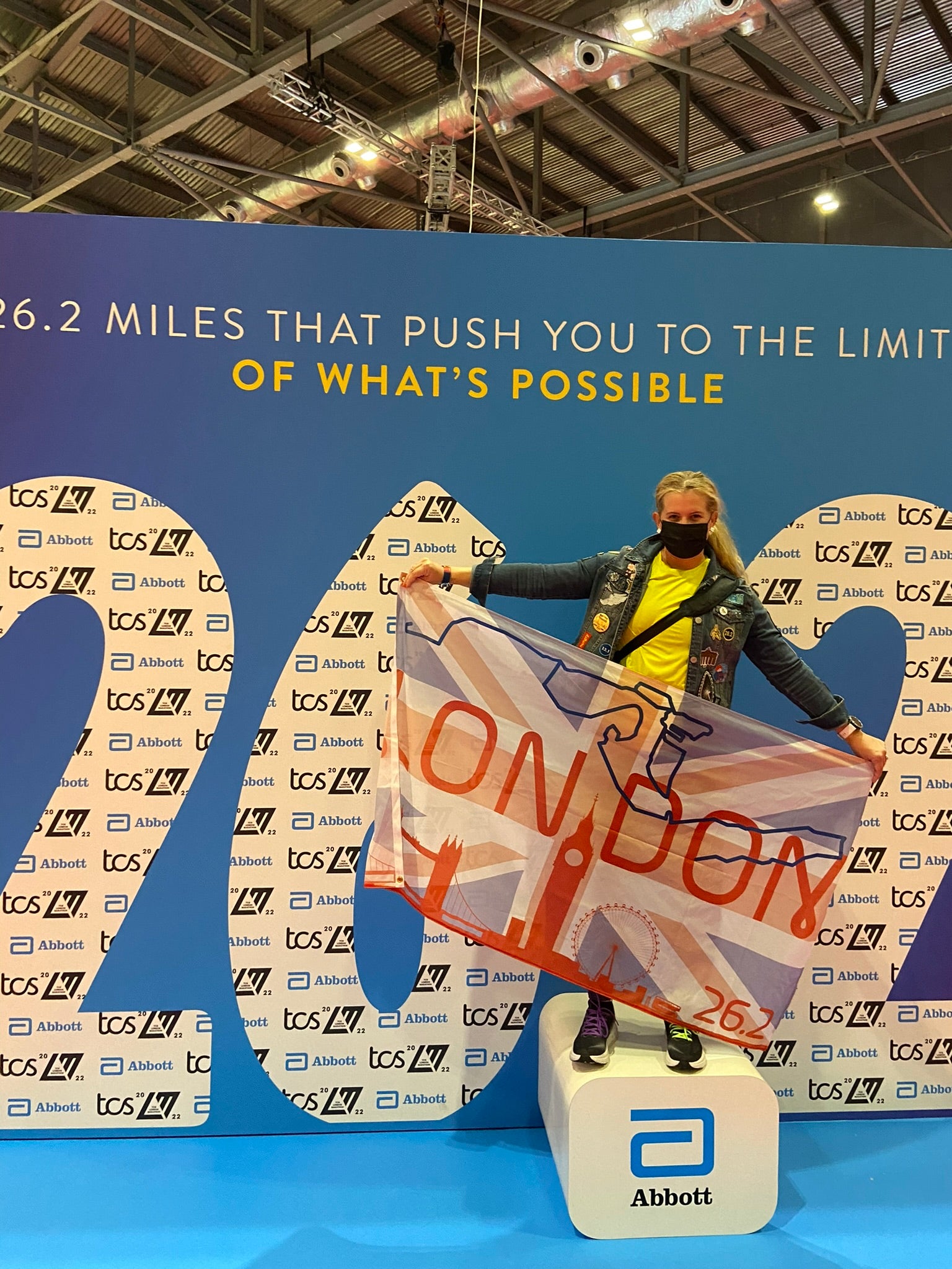 London 26.2 Race Flag